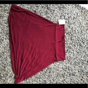 LulaRoe 3x Azure burgundy skirt. New with tags.